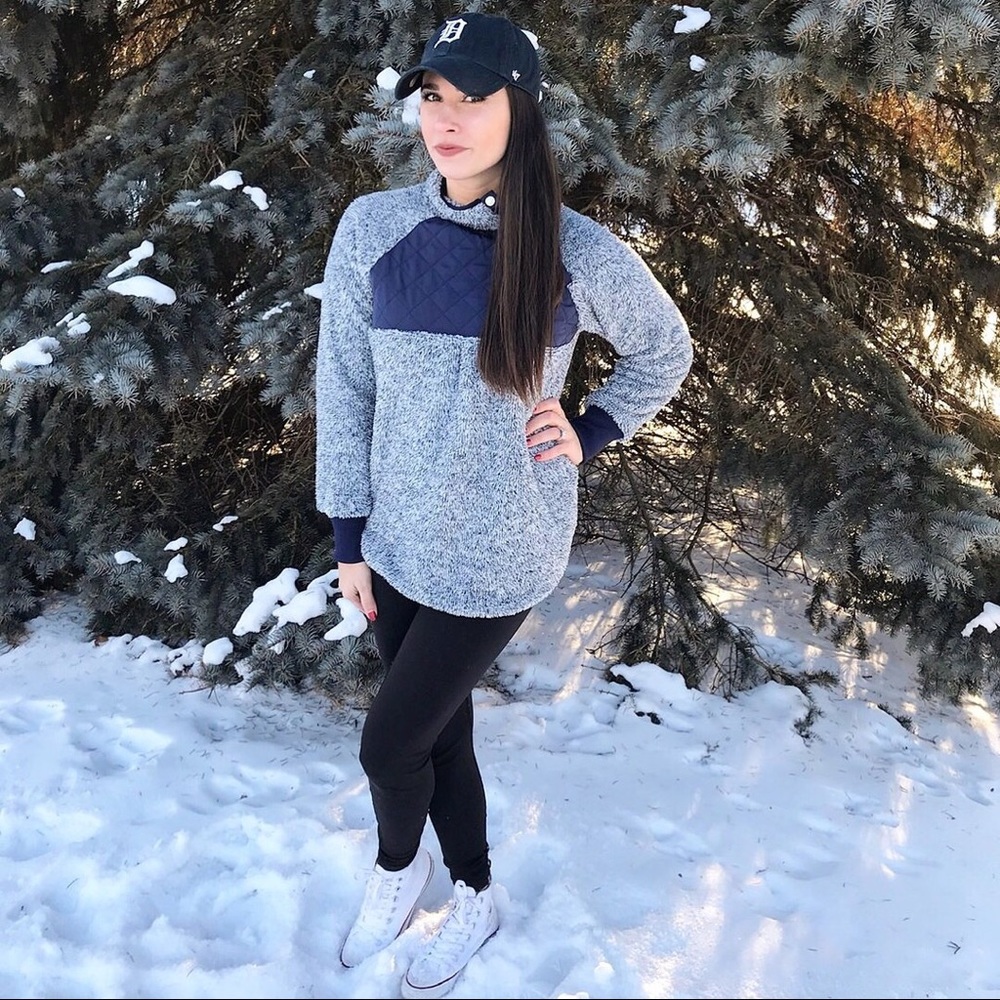 Fuzzy pullover. - Picture 1 of 1